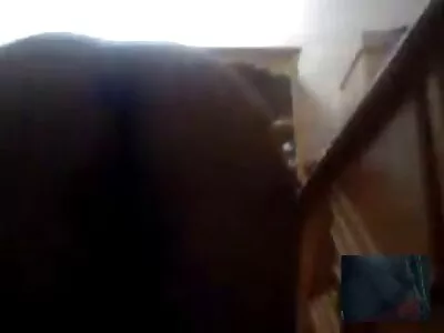 அழகுக்காக எடுப்பது ஆண்களுடன் களைந்து நிர்வாணமாக முடிவடைகிறது